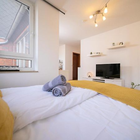 Studio Shiny - Zentral Mit Balkon - Messe - Kueche ノイス エクステリア 写真